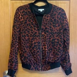 Leopard bomber jacket